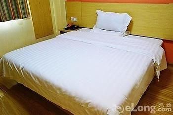 Baoqing Hotel Vuhan Kültér fotó